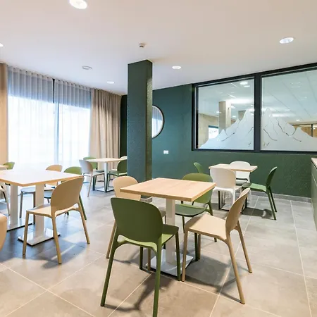 Lagrange Le Cristal De Piau * Aragnouet