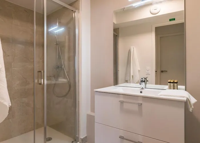 Lagrange Le Cristal De Piau