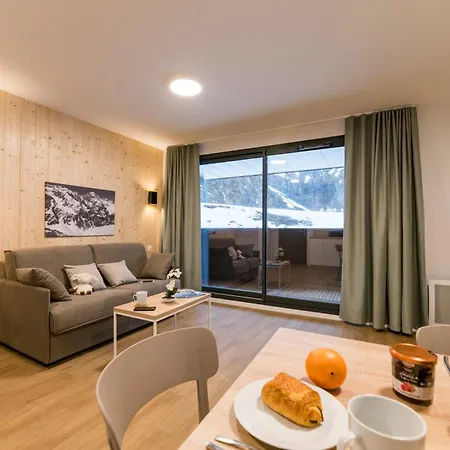 Lagrange Le Cristal De Piau *