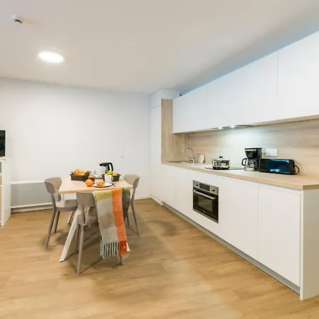 아파트 Lagrange Le Cristal De Piau 아라뉴엣